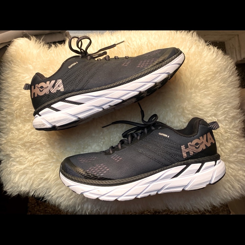 HOKA Clifton Women’s Shoes